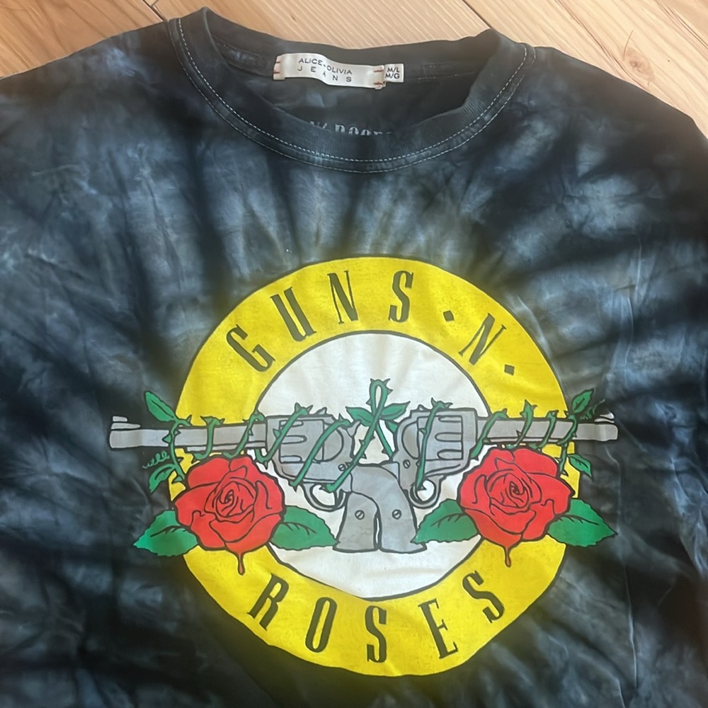 Guns n Roses Tee - Picture 2 of 3